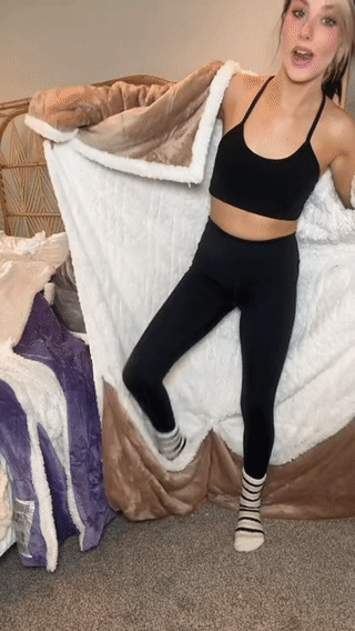 Thermoven EmberRobe™ – Ultra-Plush Hooded Wearable Blanket